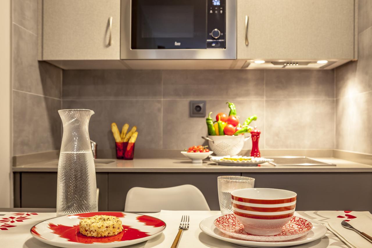 Apartahotel 5Dos5 Овиедо Екстериор снимка