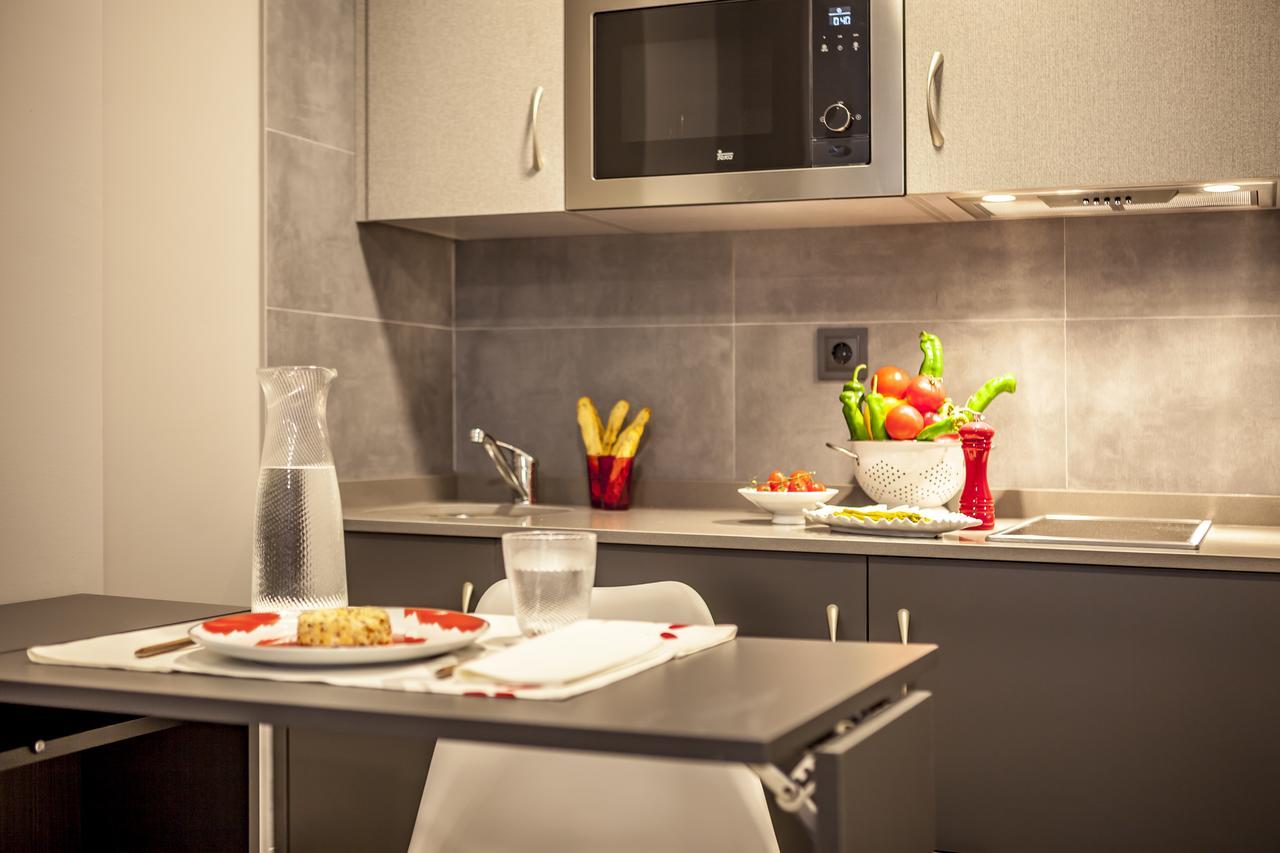 Apartahotel 5Dos5 Овиедо Екстериор снимка