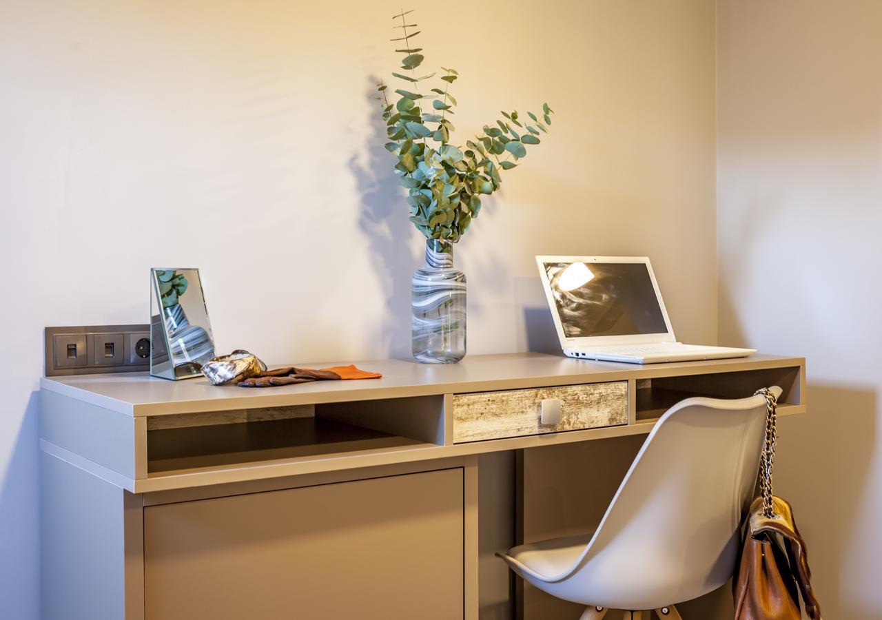 Apartahotel 5Dos5 Овиедо Екстериор снимка